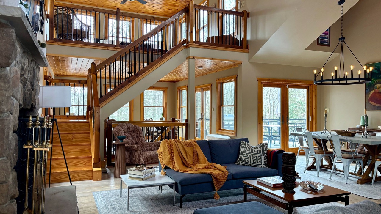 Photo of Bedroom in Pond Eddy