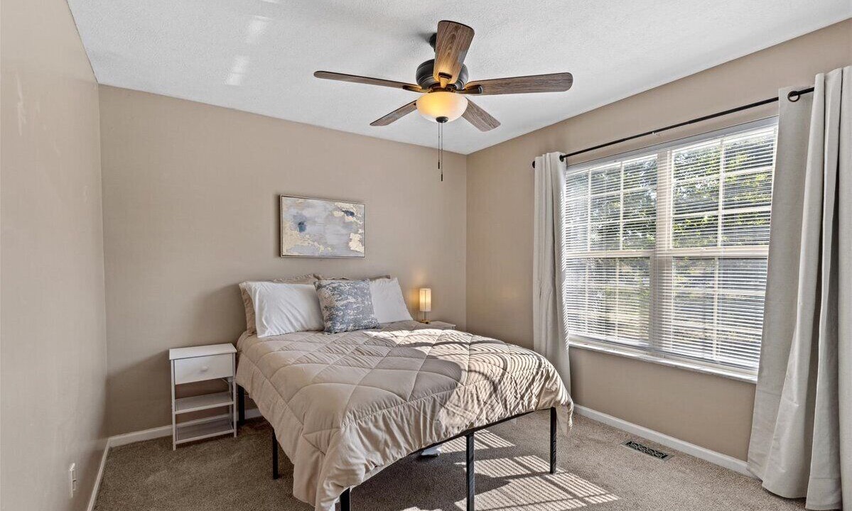 Photo of Bedroom in Canal Winchester