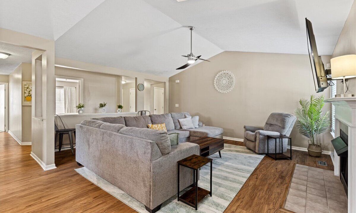 Photo of Livingroom in Canal Winchester