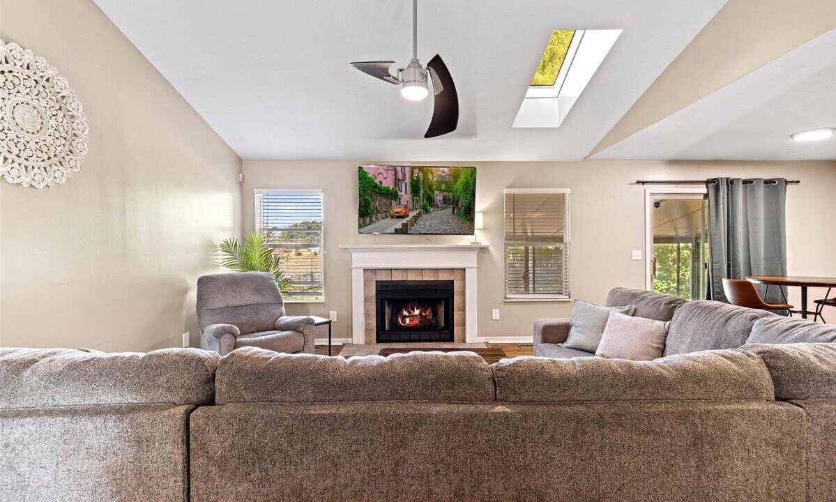 Photo of Livingroom in Canal Winchester