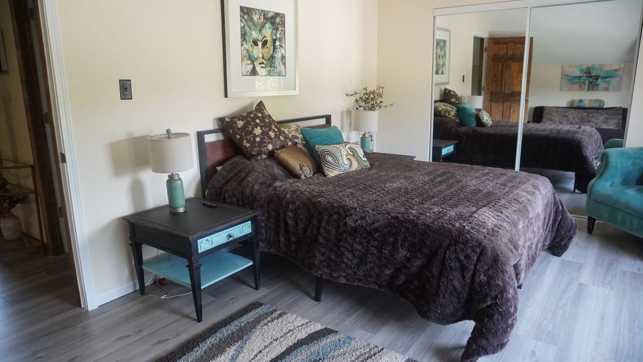 Photo of Bedroom in Maxwell