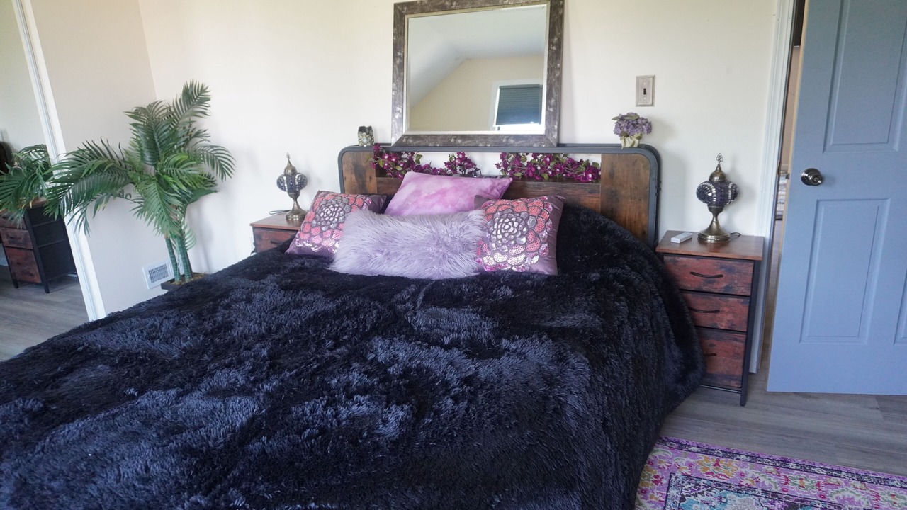 Photo of Bedroom in Maxwell