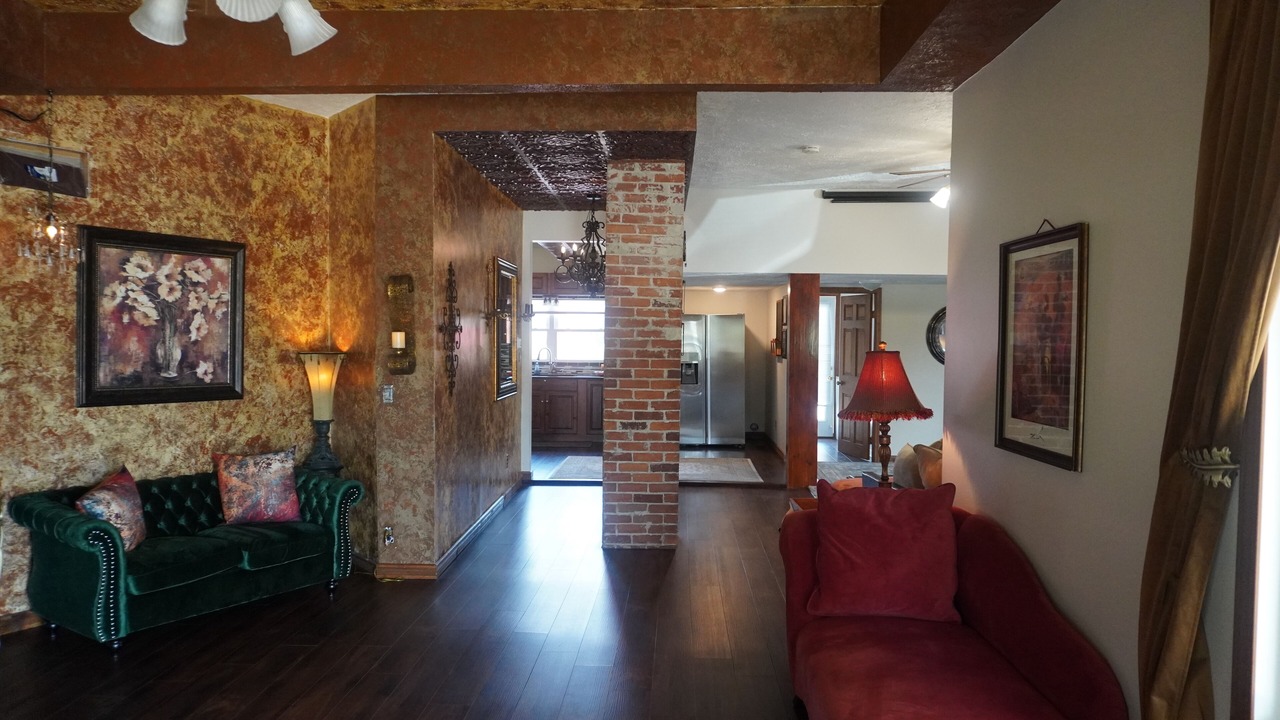 Photo of Livingroom in Maxwell