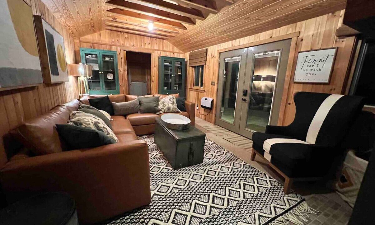 Photo of Livingroom in Bellepoint