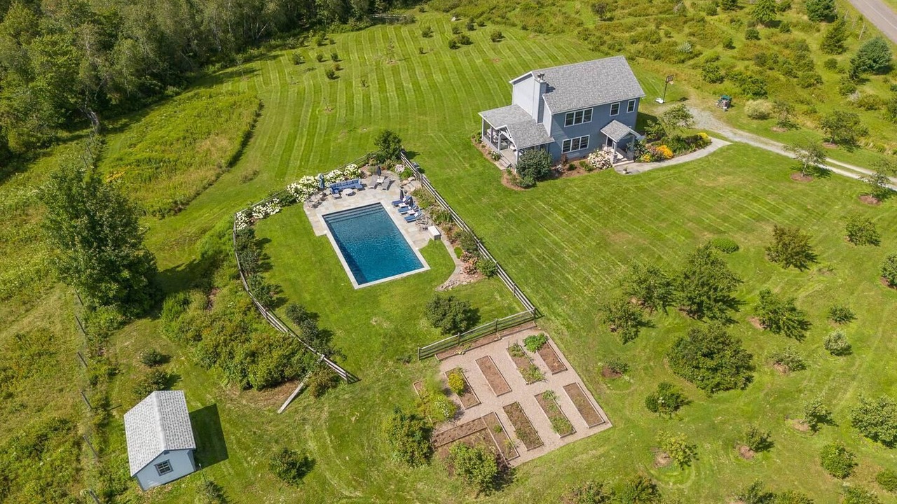 Photo of Outdoor in Parksville