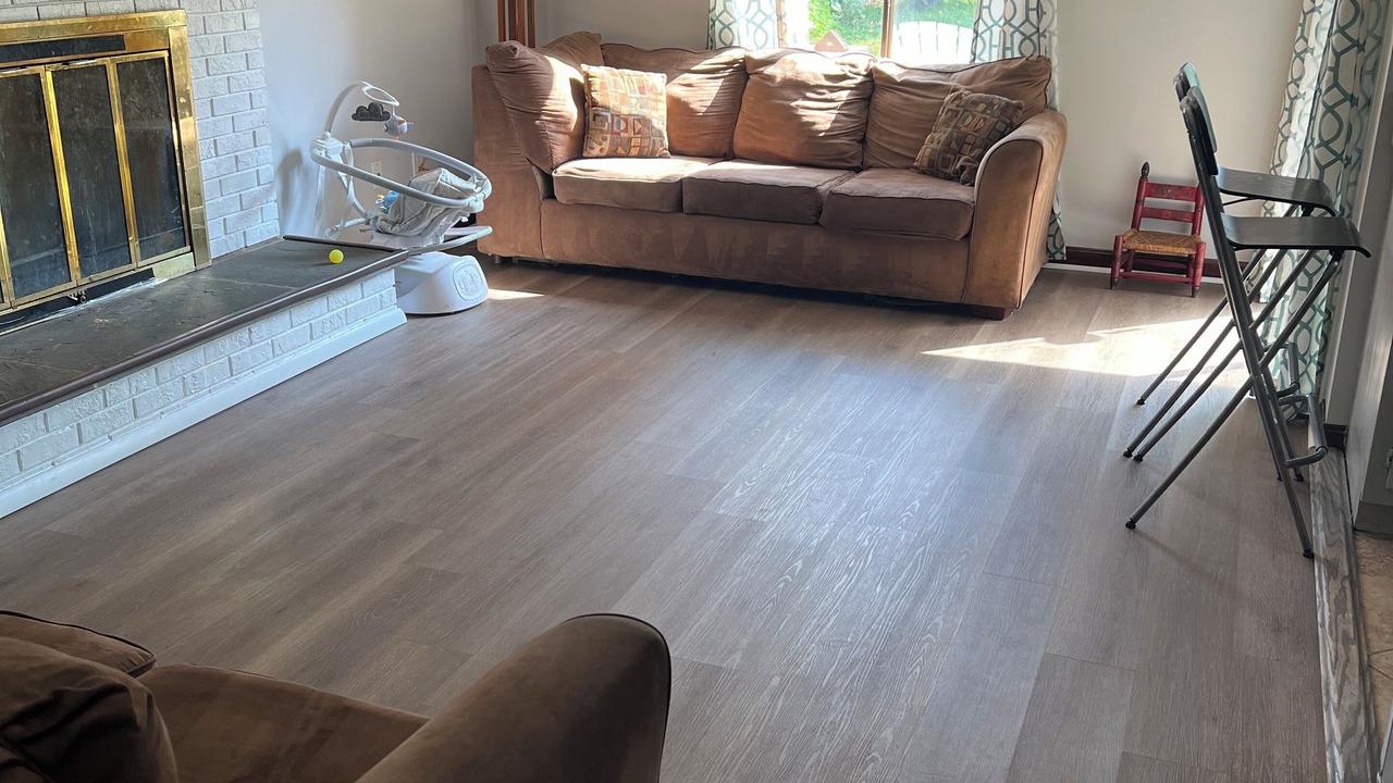 Photo of Livingroom in Montgomery Village