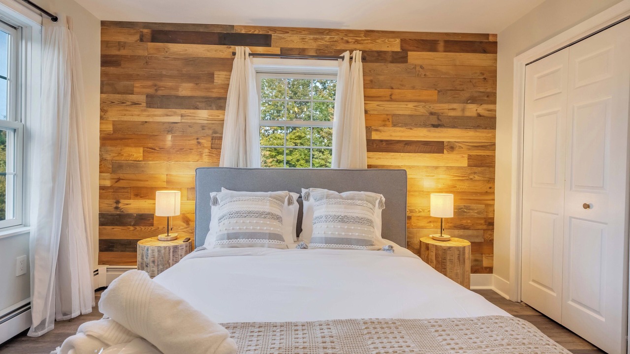 Photo of Bedroom in Aldenville