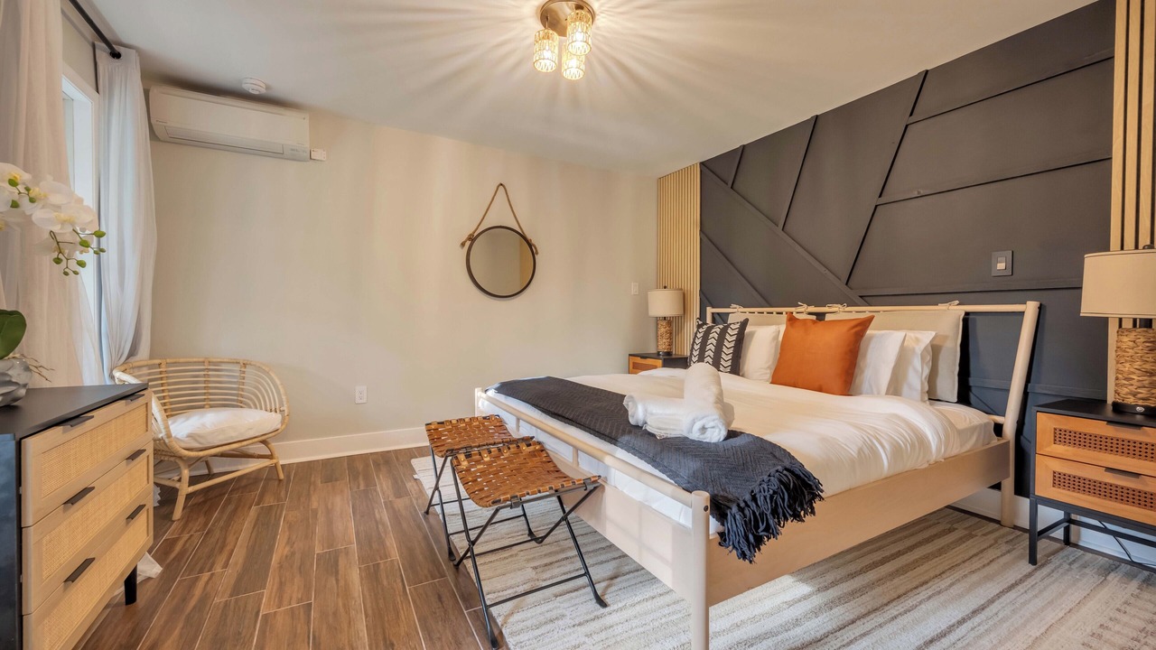 Photo of Bedroom in Aldenville