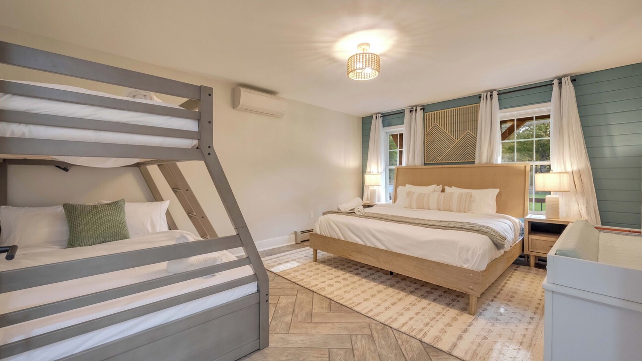 Photo of Bedroom in Aldenville