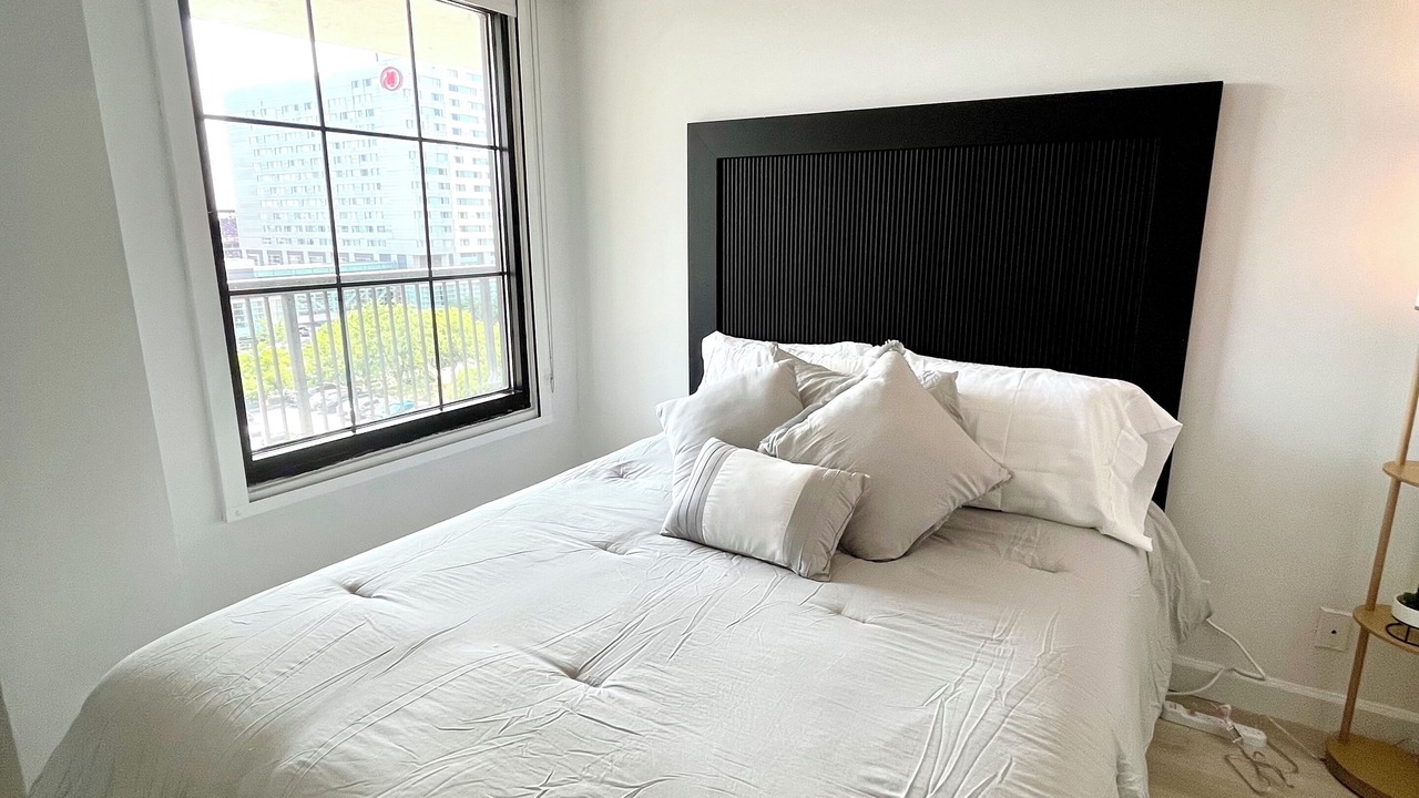 Photo of Bedroom in Downtown Baltimore