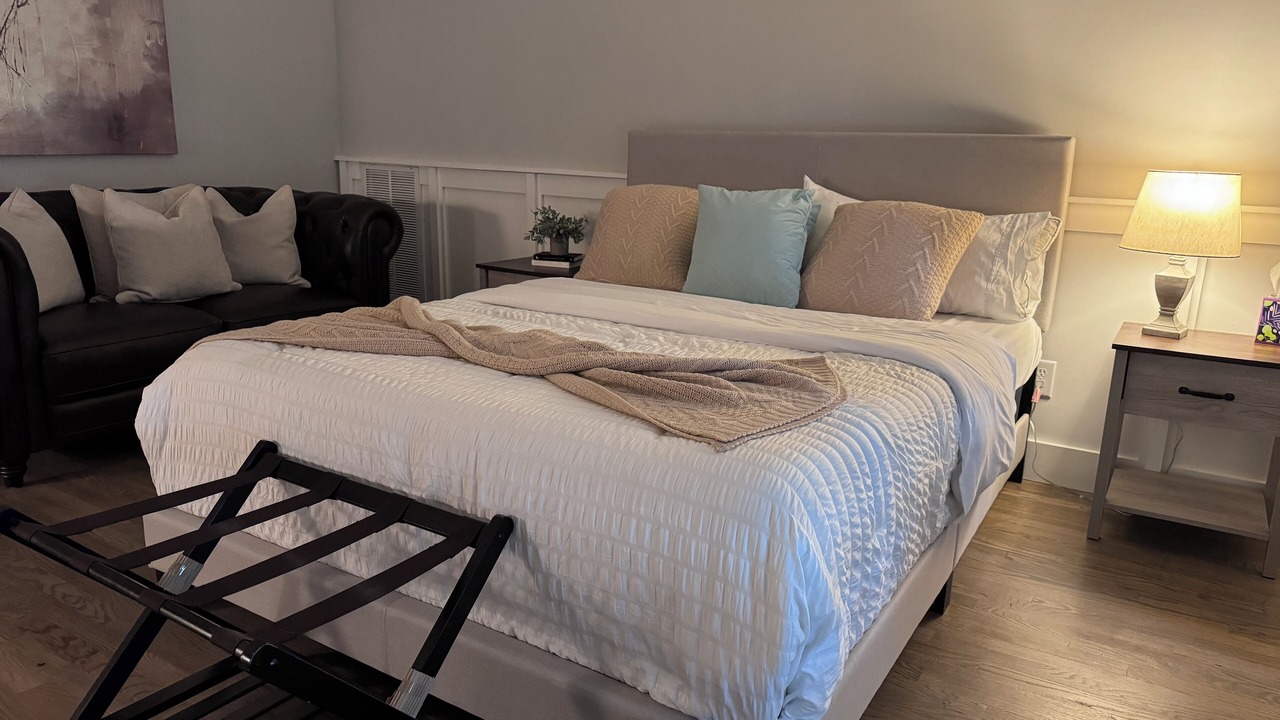 Photo of Bedroom in Myers Park