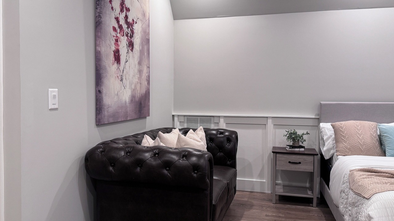 Photo of Bedroom in Myers Park