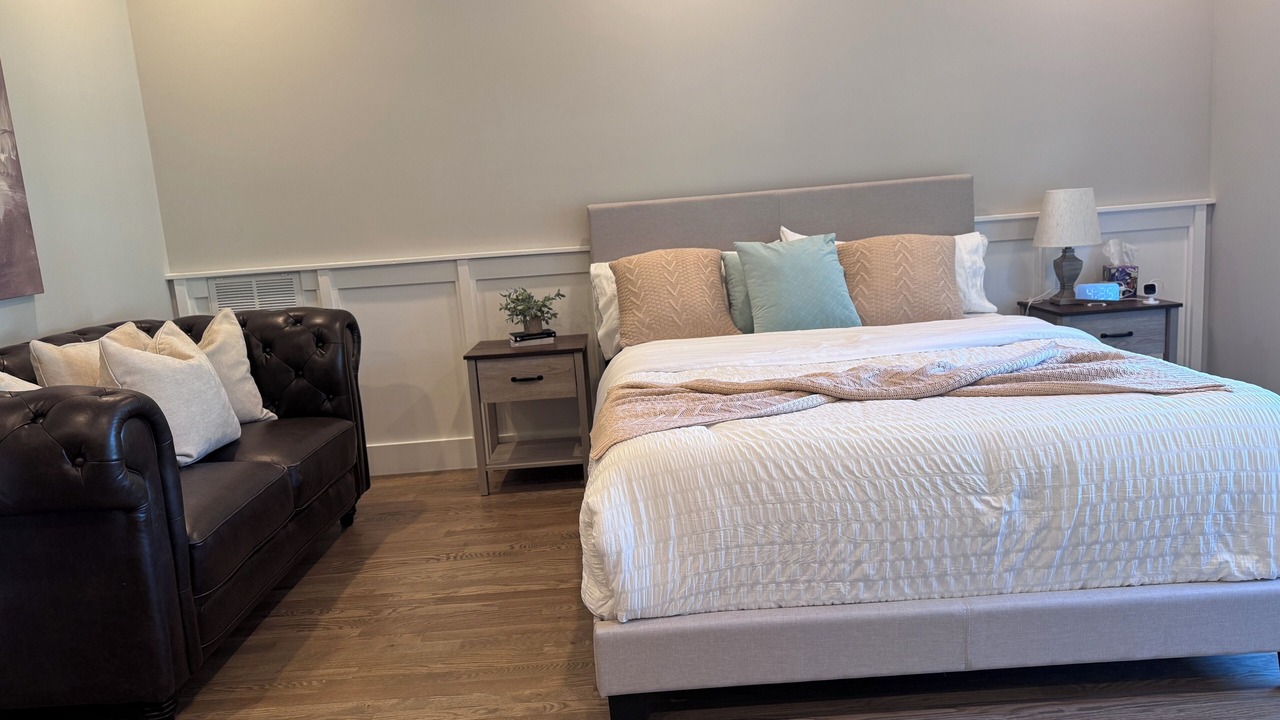 Photo of Bedroom in Myers Park