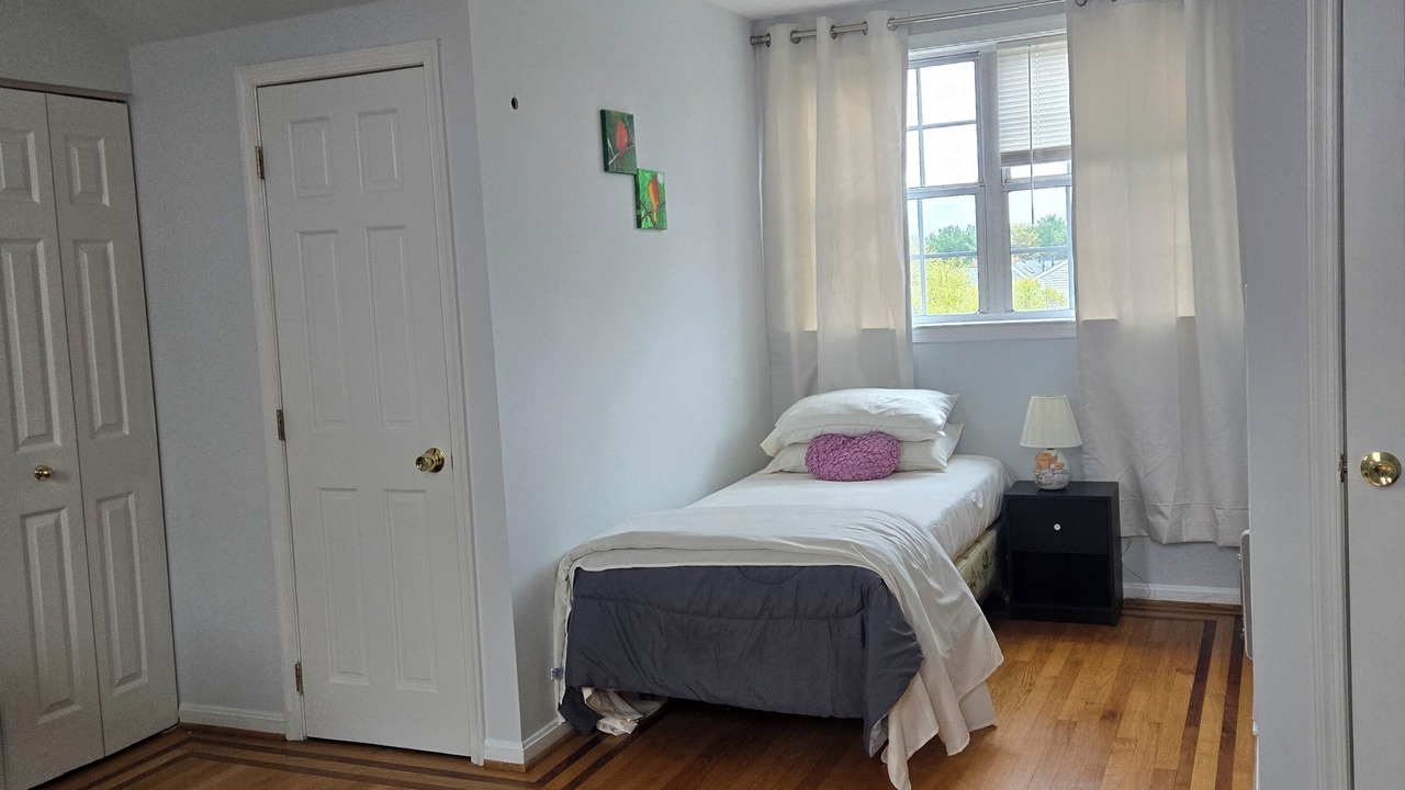 Photo of Bedroom in Germantown