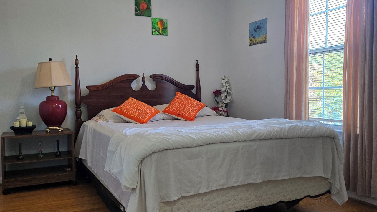 Photo of Bedroom in Germantown