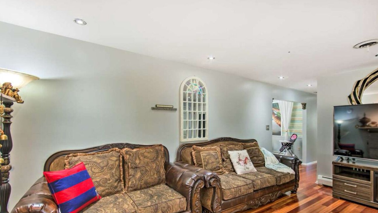 Photo of Livingroom in Palmyra