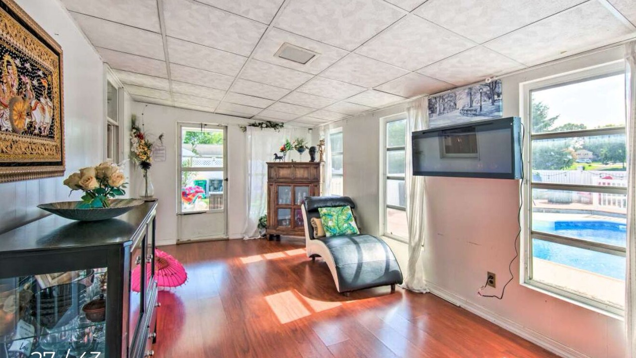Photo of Livingroom in Palmyra