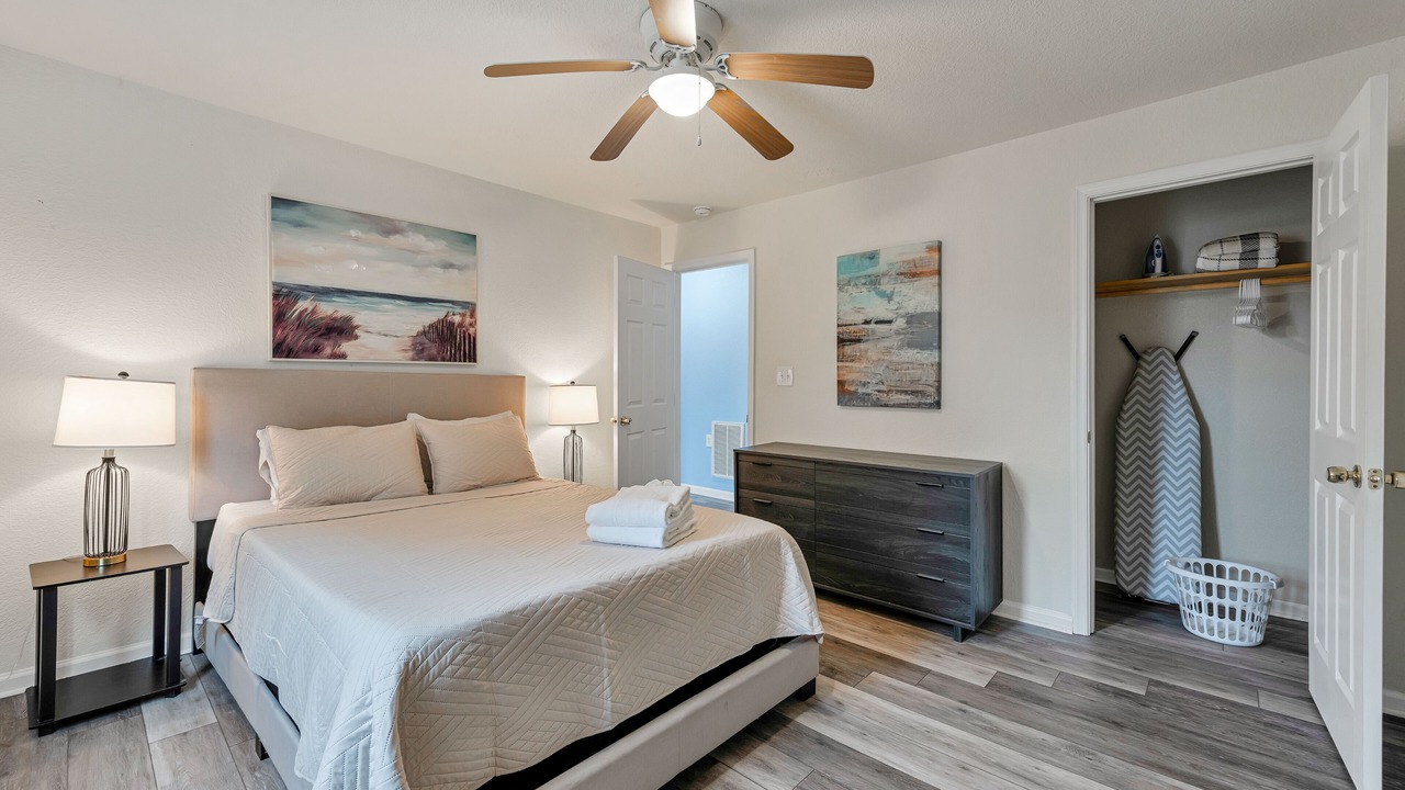 Photo of Bedroom in Buckroe Beach