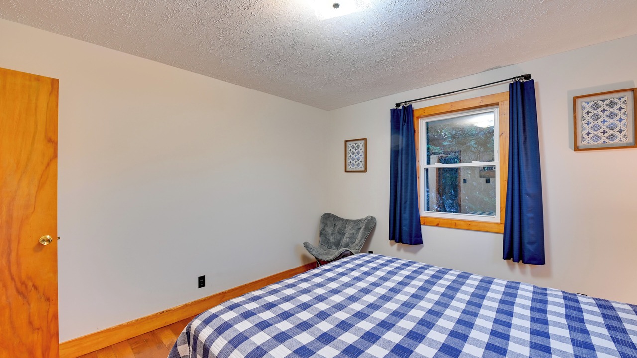 Photo of Bedroom in Rogers