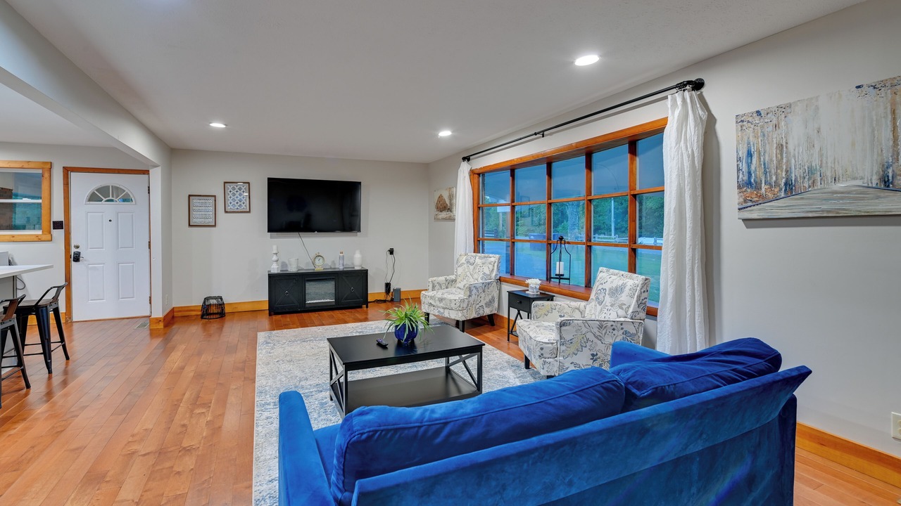 Photo of Livingroom in Rogers