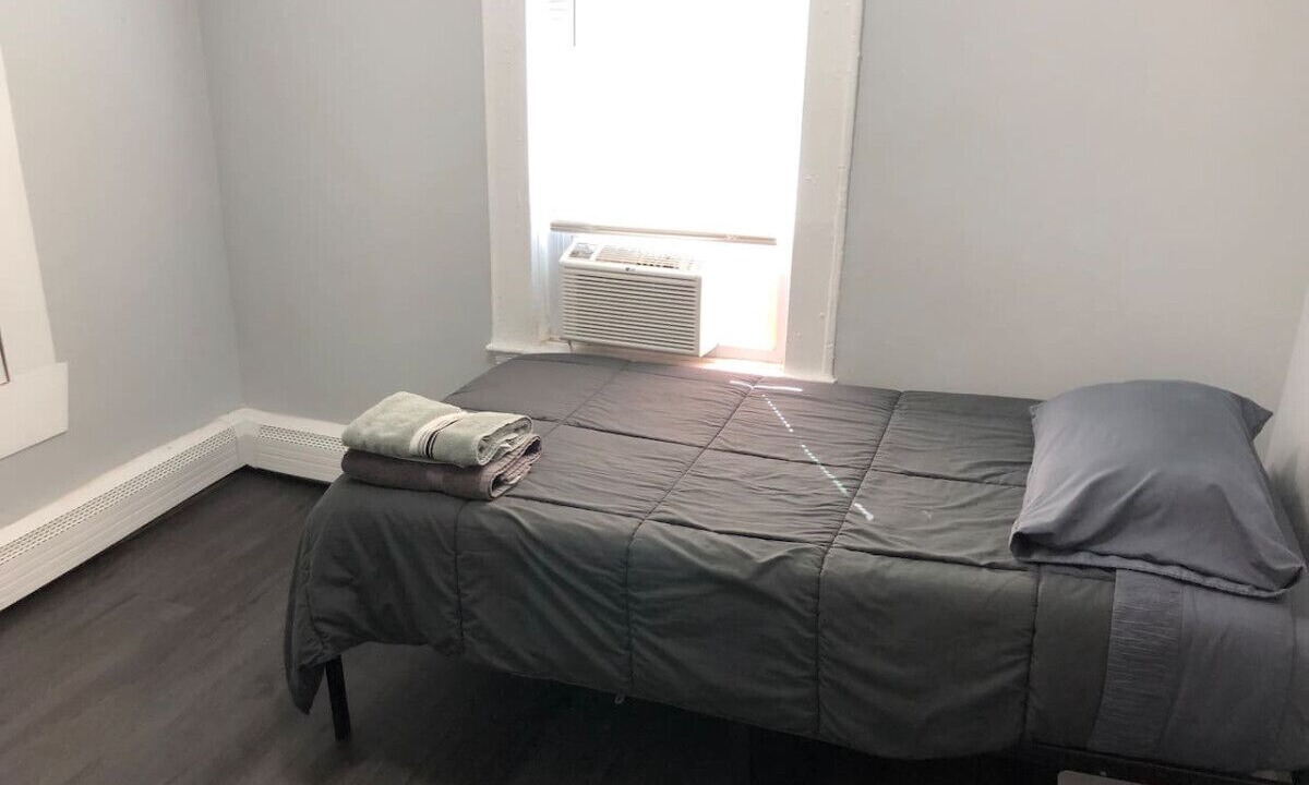 Photo of Bedroom in Linden