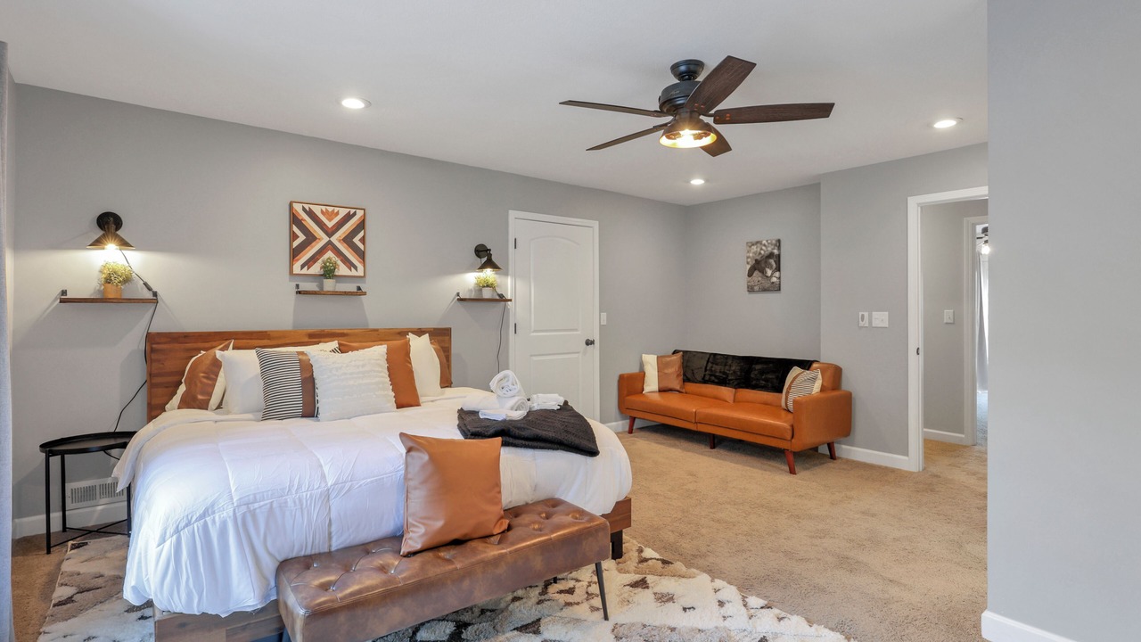 Photo of Bedroom in Sugar Grove