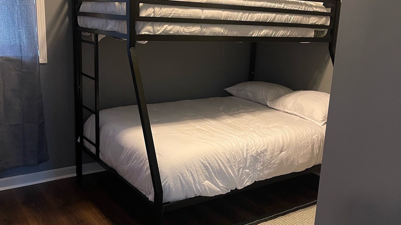 Photo of Bedroom in Hillsdale