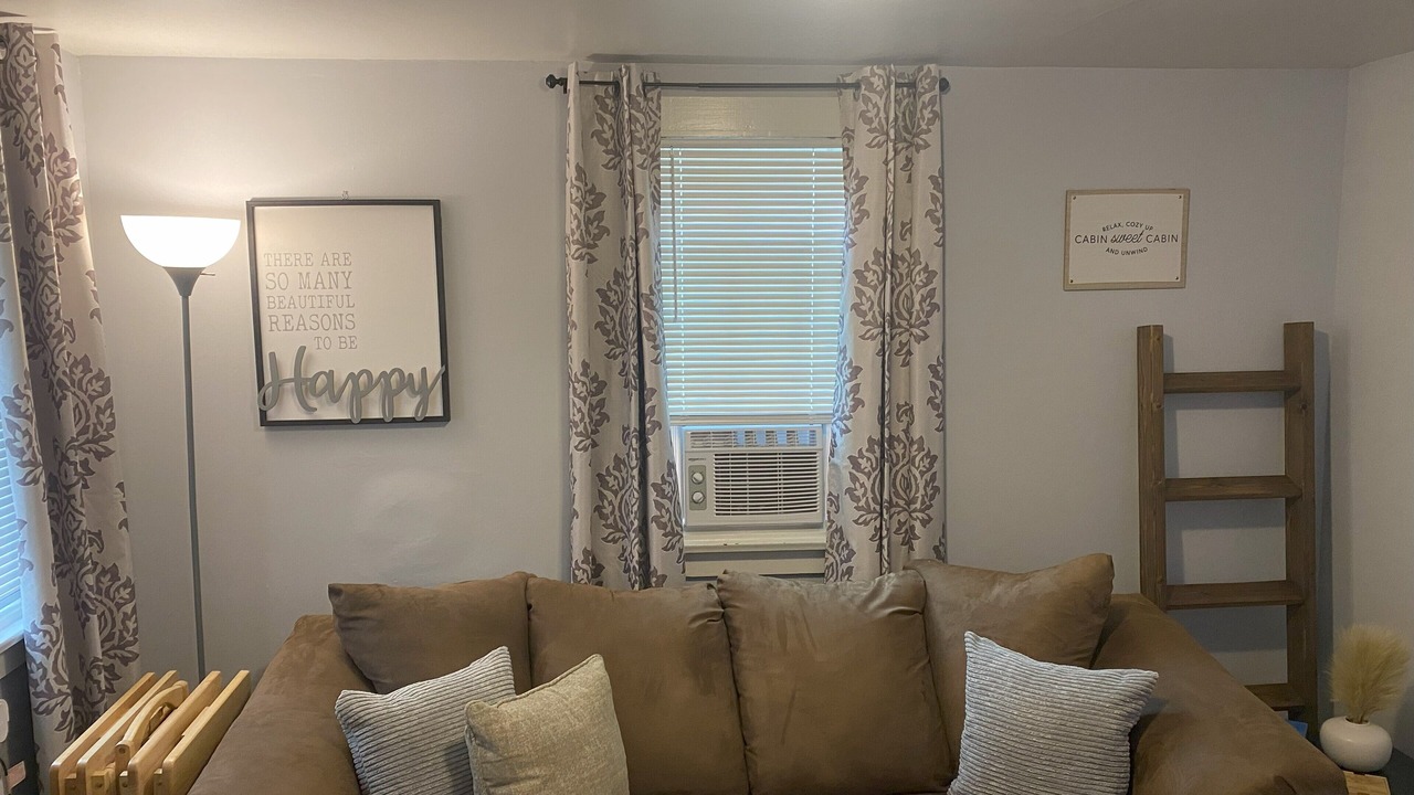 Photo of Livingroom in Bedford