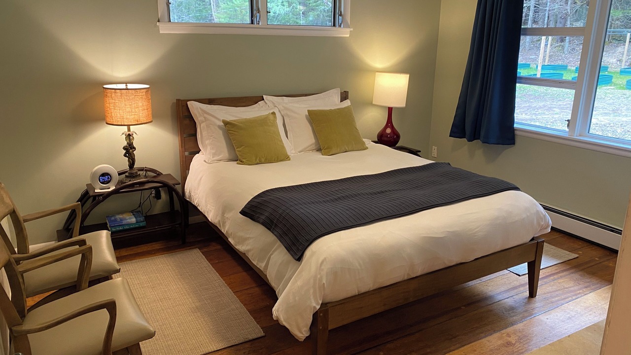 Photo of Bedroom in Narrowsburg