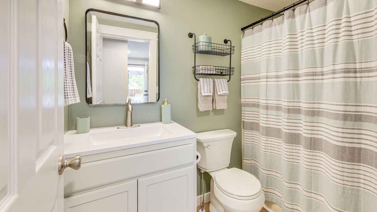 Photo of Bathroom in Marlinton