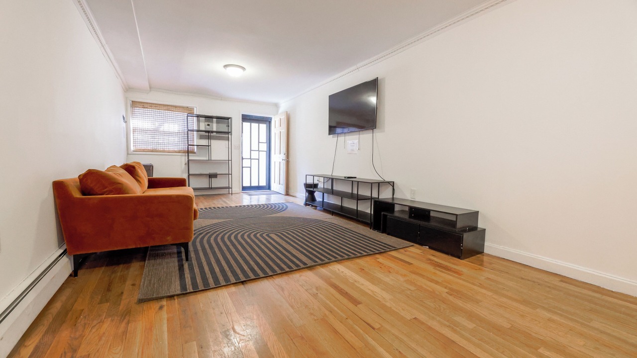Photo of Livingroom in Crown Heights