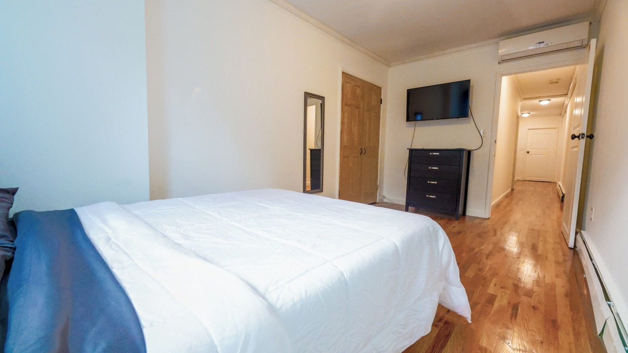 Photo of Bedroom in Crown Heights