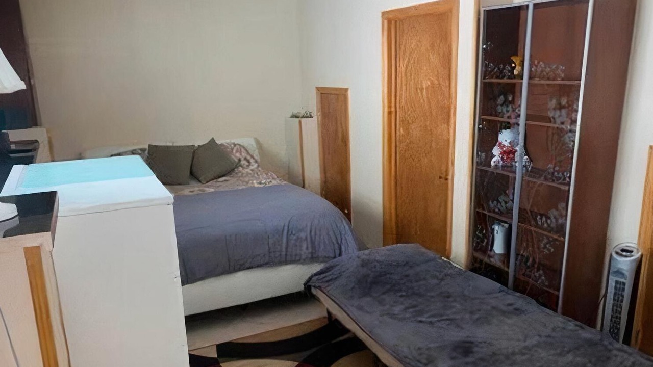 Photo of Bedroom in Midland Beach