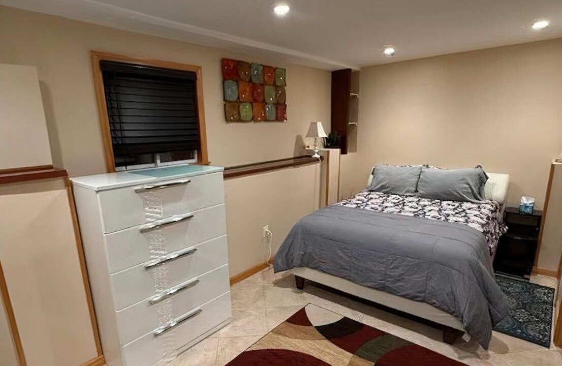 Photo of Bedroom in Midland Beach