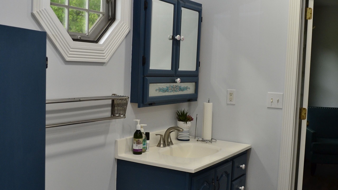Photo of Bathroom in Lawrenceville