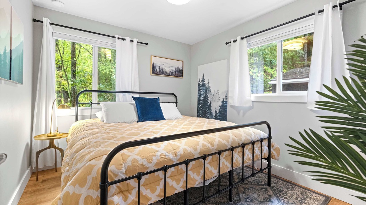 Photo of Bedroom in New Market