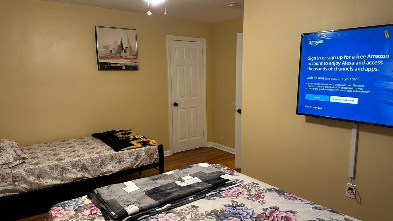 Photo of Bedroom in Weequahic