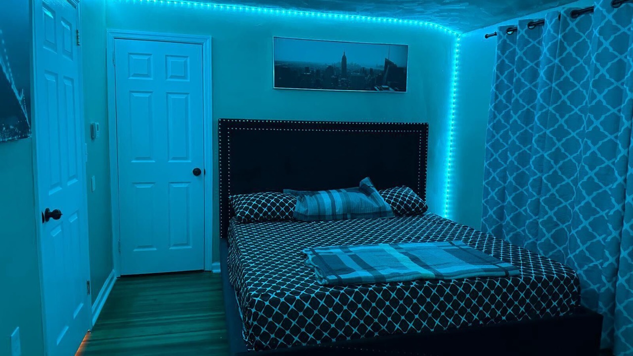 Photo of Bedroom in Weequahic