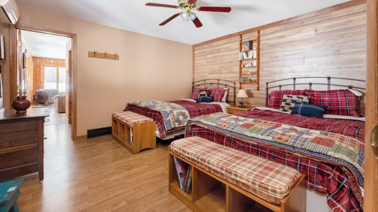 Photo of Bedroom in Rowland