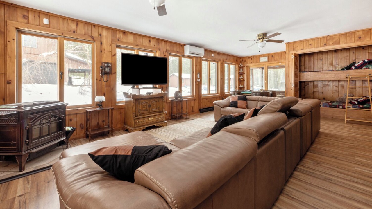 Photo of Livingroom in Rowland