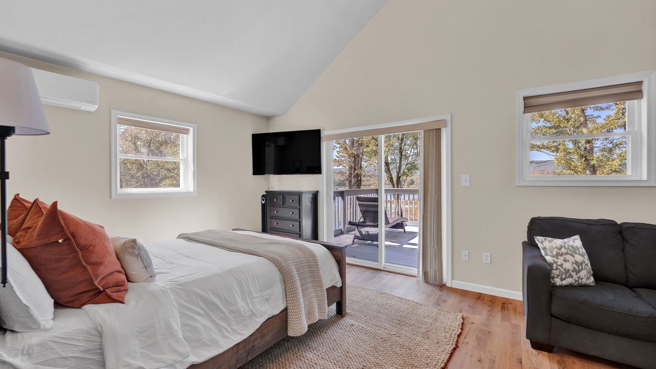 Photo of Bedroom in Lake Ariel