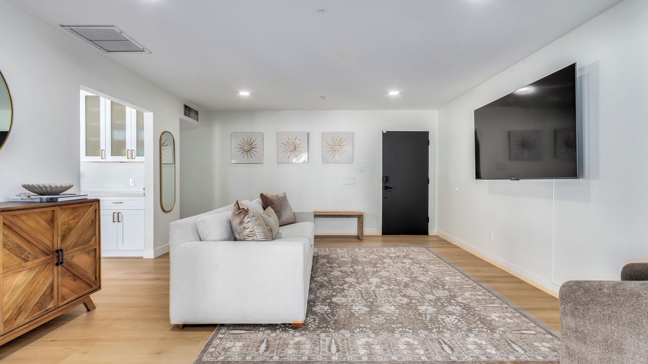 Photo of Livingroom in Scottsdale Estates Nine