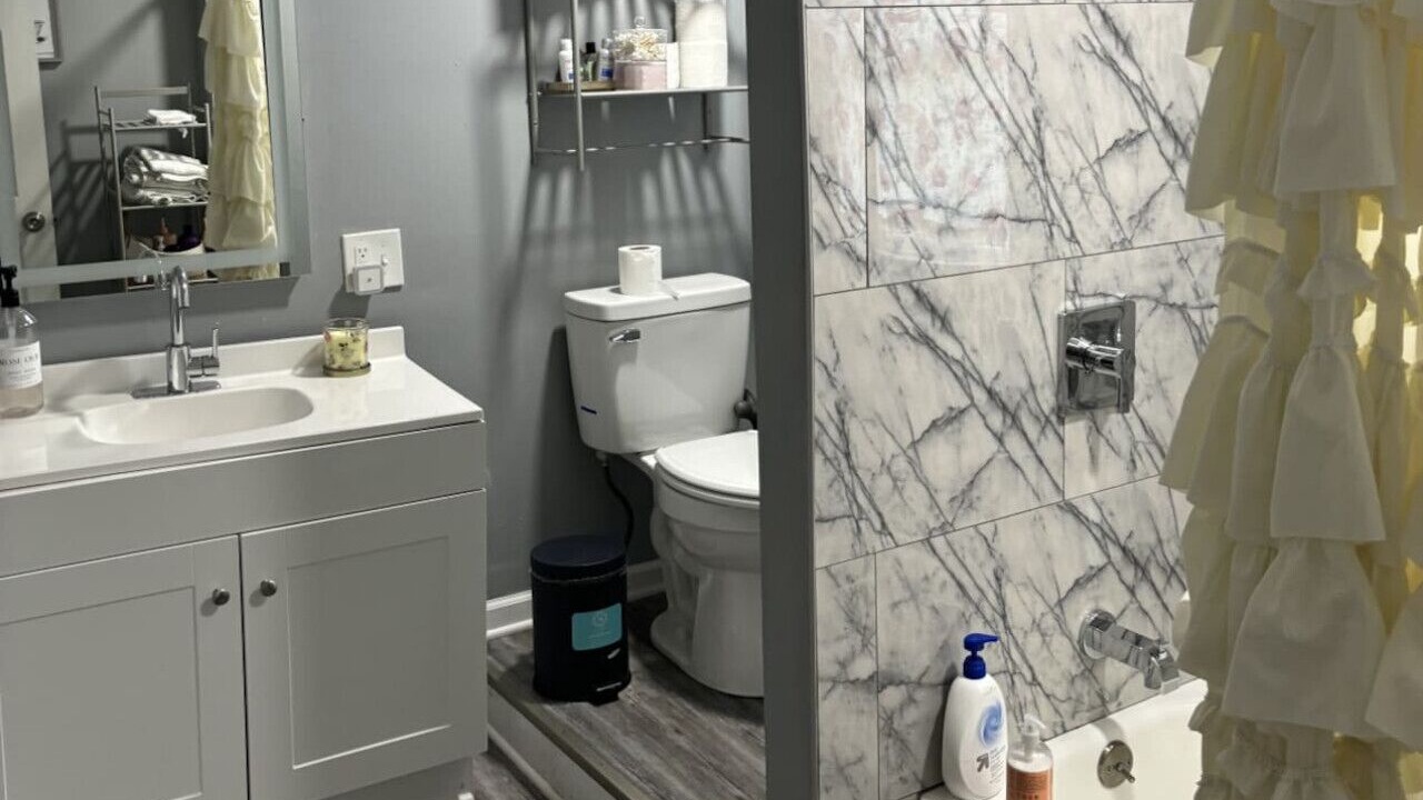 Photo of Bathroom in Highland Square