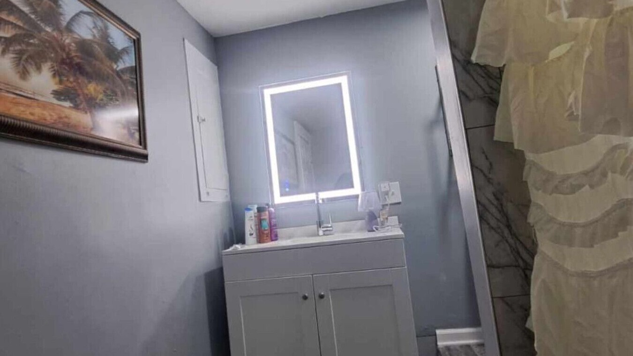 Photo of Bathroom in Highland Square
