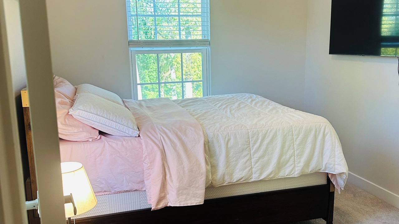 Photo of Bedroom in Landover