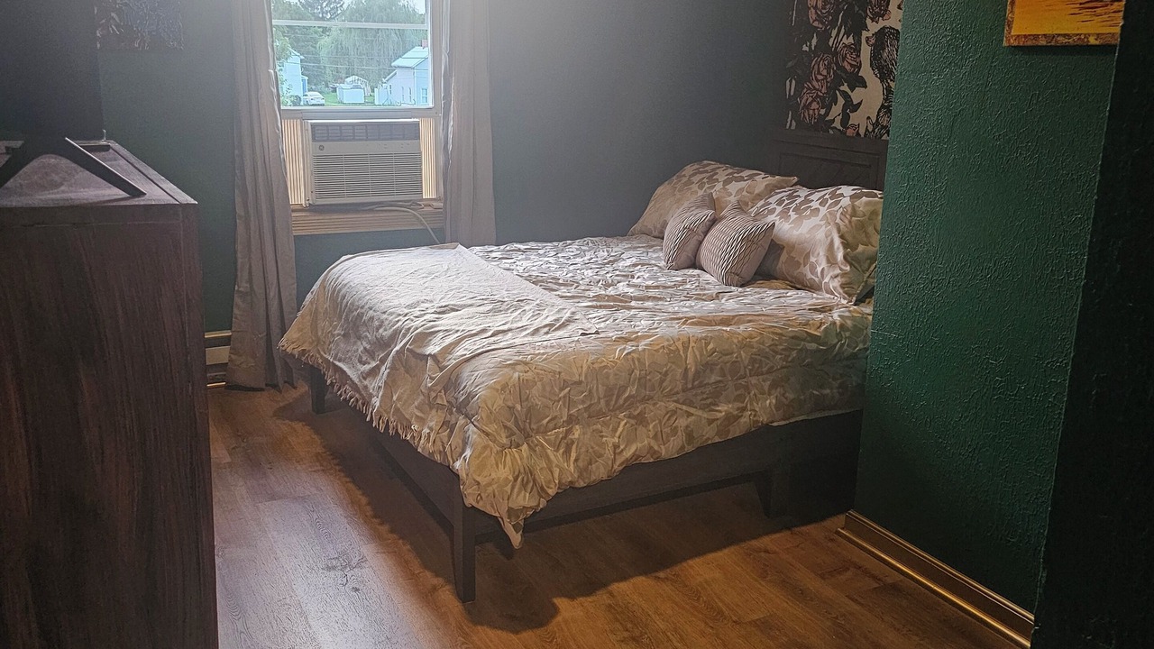 Photo of Bedroom in Reading
