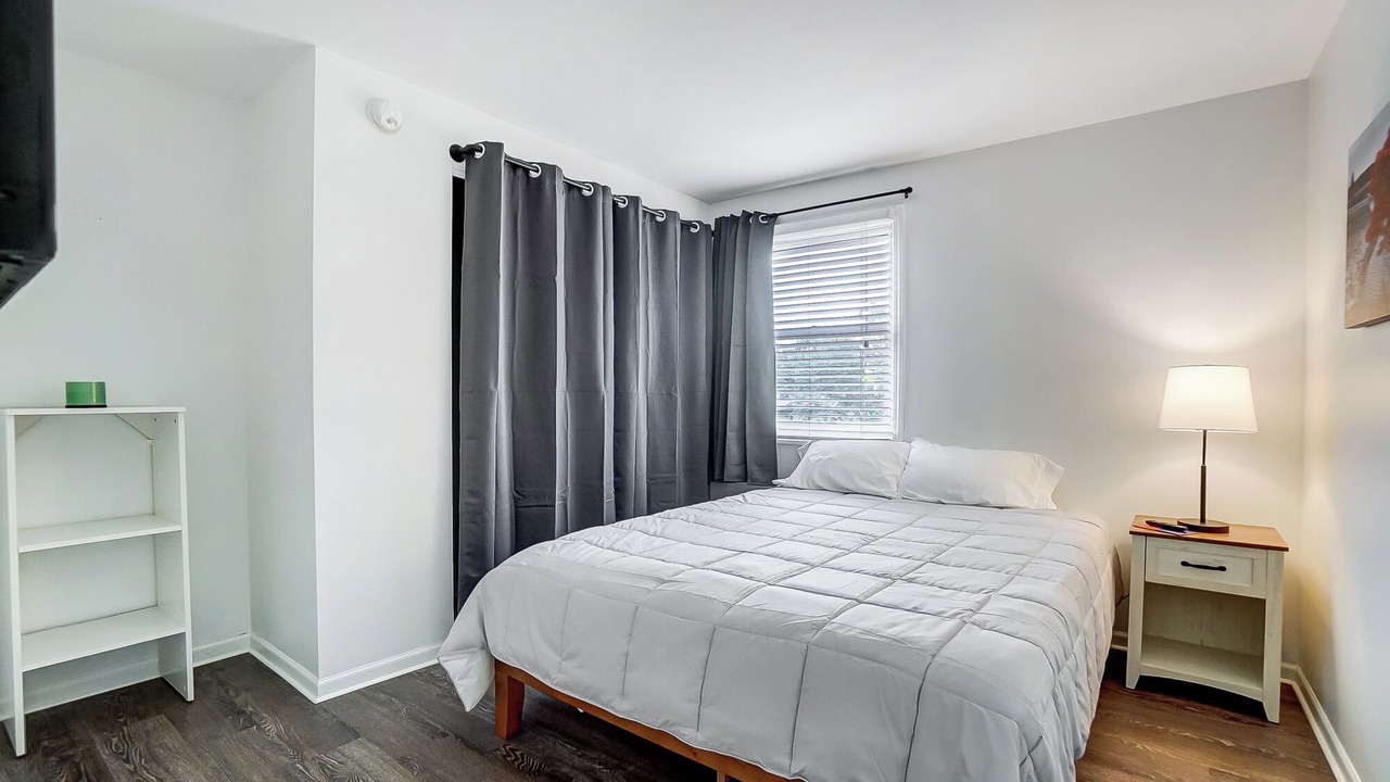 Photo of Bedroom in Huntington