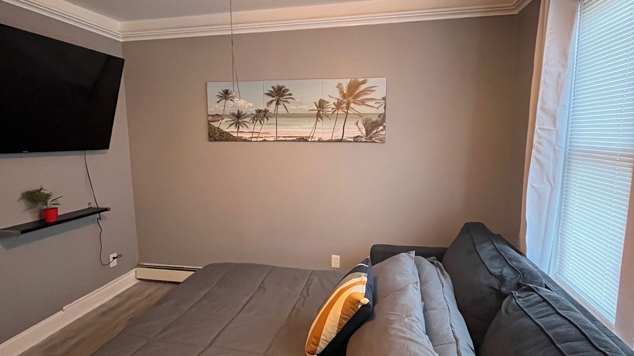 Photo of Bedroom in Weequahic