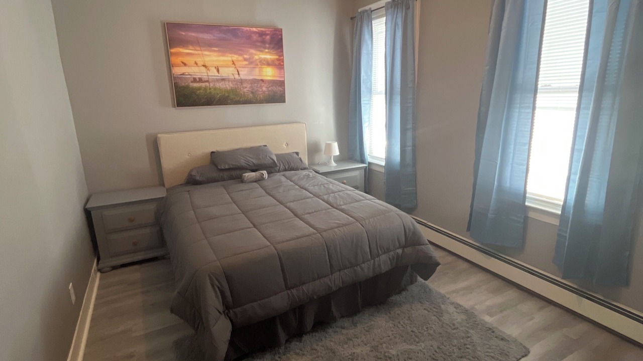 Photo of Bedroom in Weequahic
