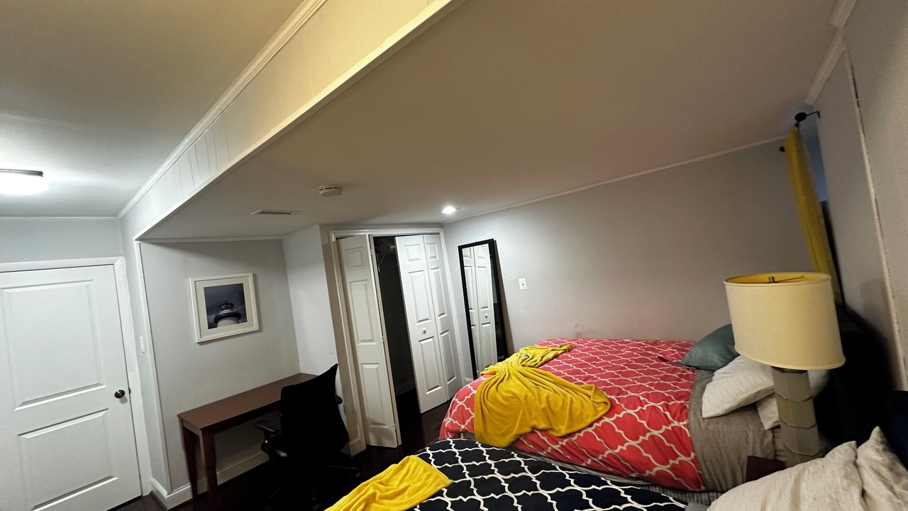 Photo of Bedroom in Wheaton-Glenmont